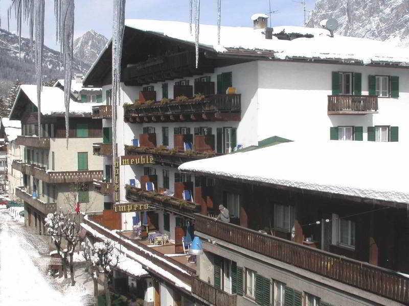 Hotel De Len 코르티나 담페조 외부 사진